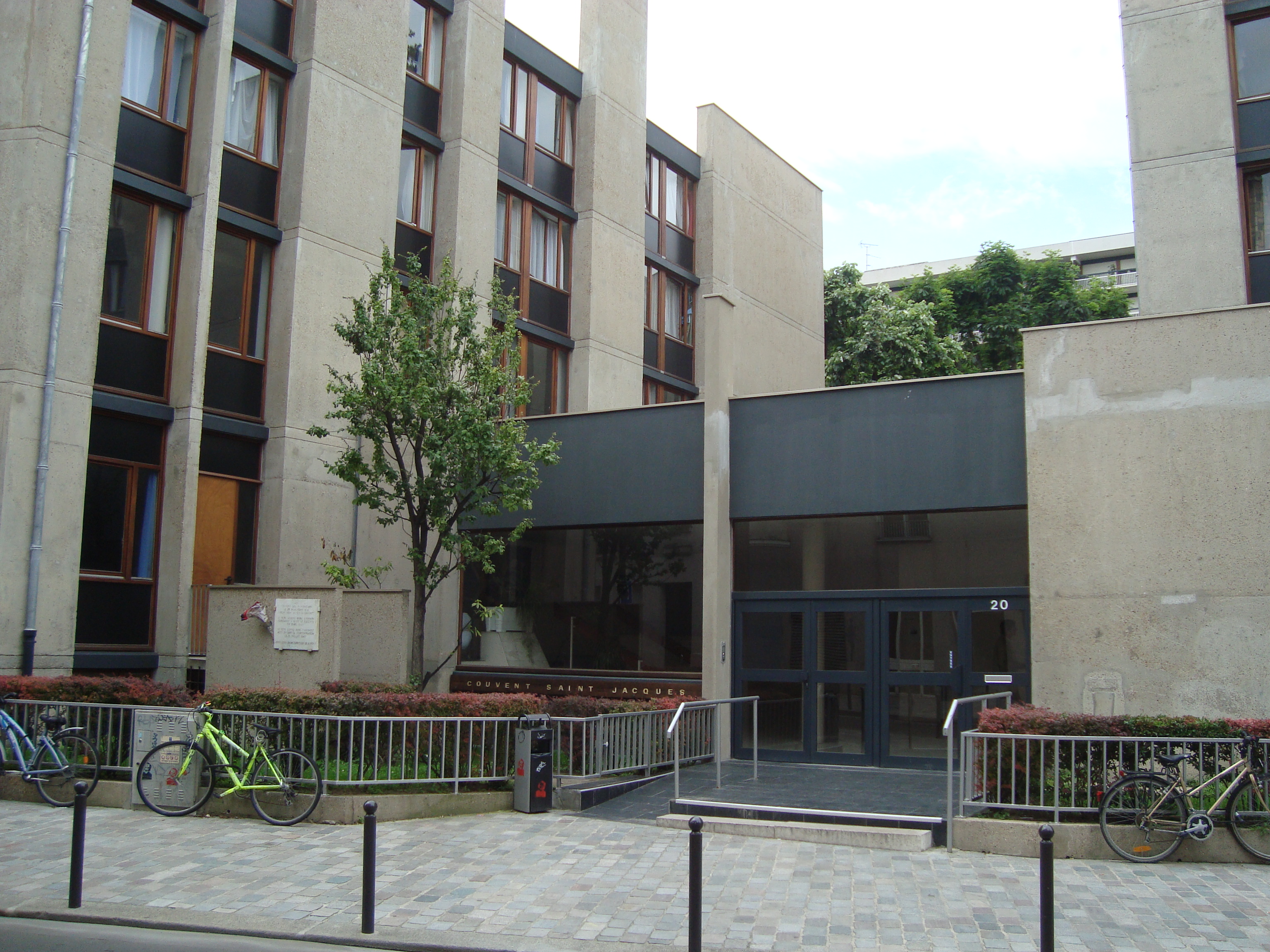 Entrée du couvent Saint-Jacques